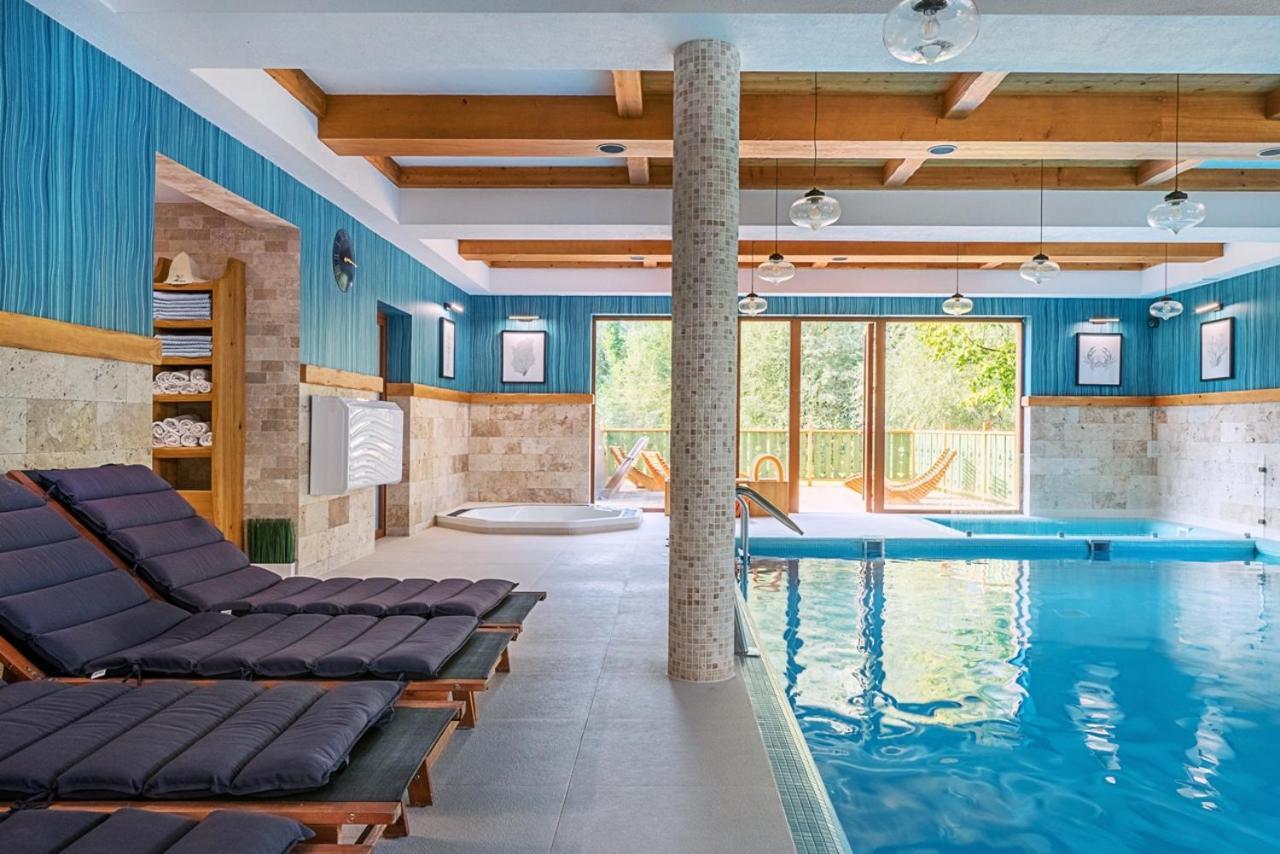 Villa Zrodlo & Spa กรินีซา ดรอยจ์ ภายนอก รูปภาพ